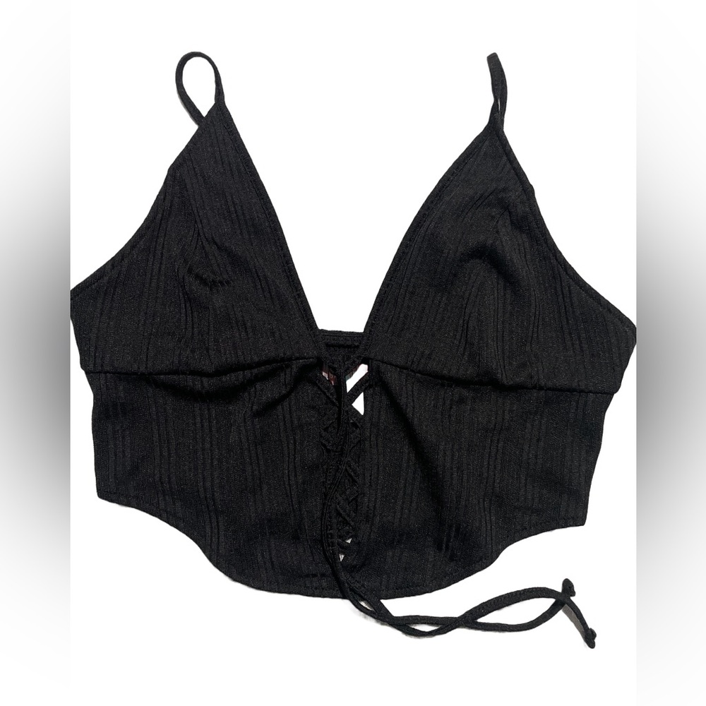 Urban Outfitters V-Neck Crop Top - Black